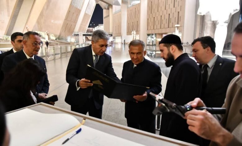 إشادة عالمية جديدة.. المتحف المصري الكبير يخطف أنظار رئيس تتارستان 1