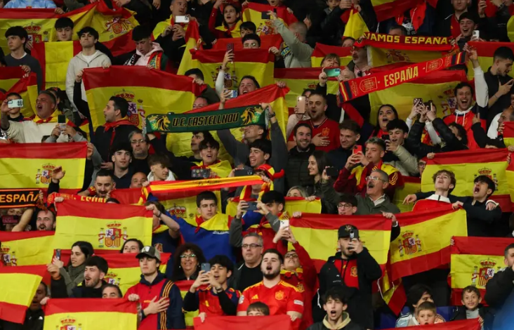 تحقيق إسباني في هتافات إسلاموفوبية ضد المنتخب المصري خلال المباراة الودية بإسبانيا 1