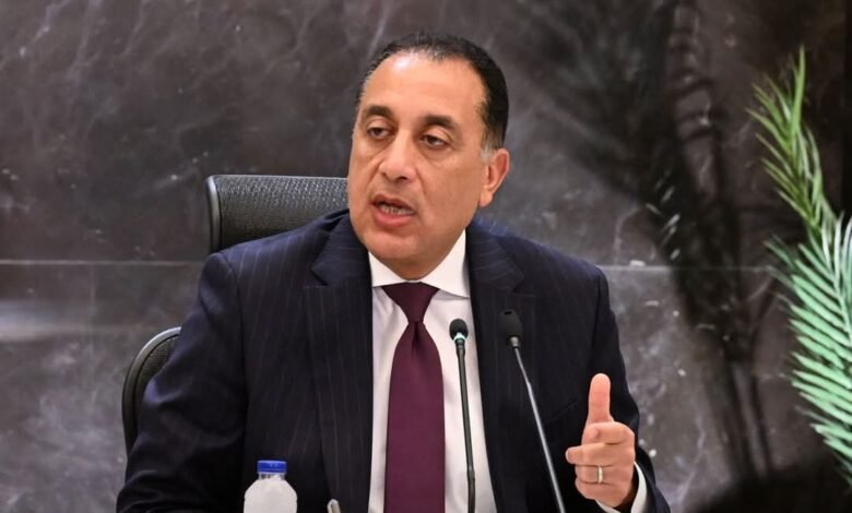 مدبولي..يُشيد بالمؤشرات الإيجابية للبورصة المصرية وزيادة التداول اليومي 12 مليار جنيهاً 1