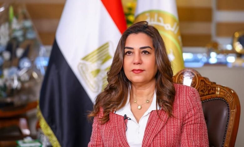 وزيرة البيئة تُوجه بتطهير مصرف "بحر صفط" بالشرقية 1