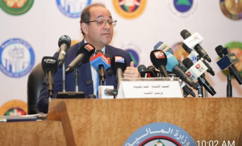 وزير المالية.. ردًا على أسئلة الصحفيين خلال المؤتمر 1
