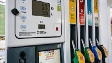 الحكومة السويدية تًخفض الضرائب عن الوقود لتخفيف الأعباء 5