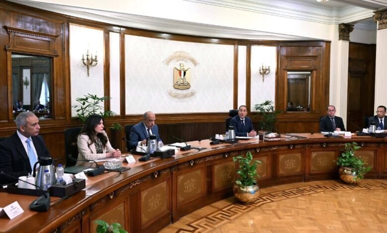رئيس الوزراء يستعرض خطوات إعداد استراتيجية وطنية لتنظيم إنشاء مراكز البيانات 1