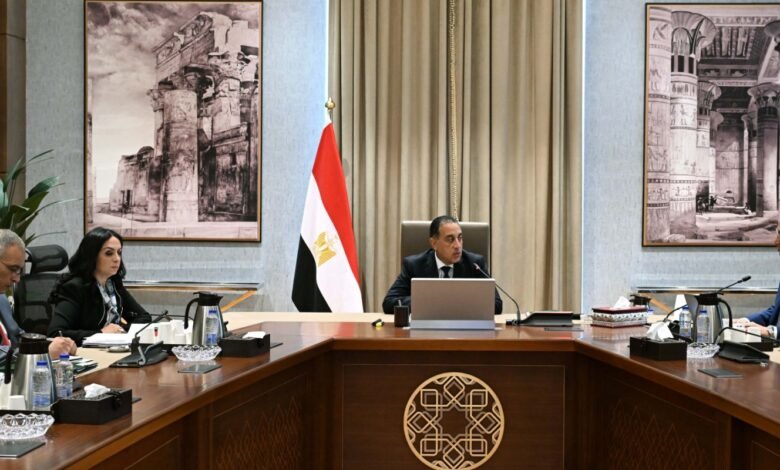 مدبولي: الحكومة تسعى لعمل برنامج موحد لتقديم «الحماية اللازمة» للفئات المستحقة 1