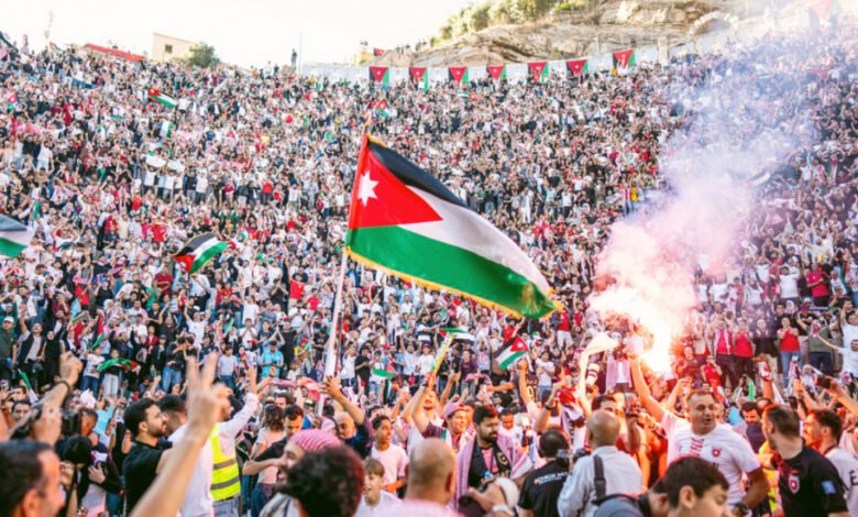 مصرع شخص وإصابة ثمانية أثناء تدافع جماهيري بالمدرج الروماني بالعاصمة الأردنية عمان 1