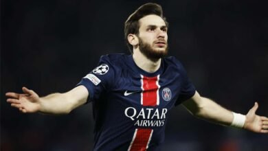 خفيتشا كفاراتسخيليا يتوج بجائزة أفضل لاعب بدوري أبطال أوروبا لعام 2026 92