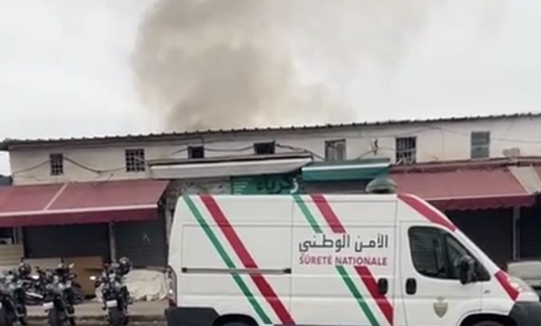حريق مهول يلتهم محلات خشب بسوق القريعة بالدار البيضاء 1