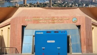 (NRIAG) يكشف عن تصنيع جهاز متطور لإنتاج مياه الشرب مباشرة من الرطوبة الجوية 60
