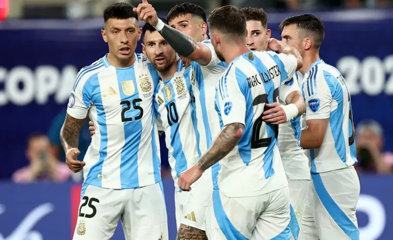 تشكيل الأرجنتين أمام النمسا.. ميسي ولاوتارو مارتينيز يقودان الهجوم 1