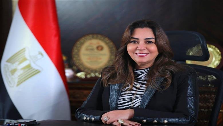 وزيرة التنمية المحلية تطمئن على رئيسة وحدة قروية بكفر الشيخ أُصيبت أثناء أداء عملها 1