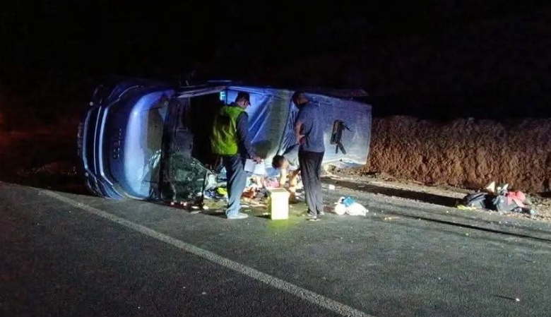 انقلاب حافلة النقل السياحي بالدريوش ونقل 5 مصابين حرجين إلى الناظور