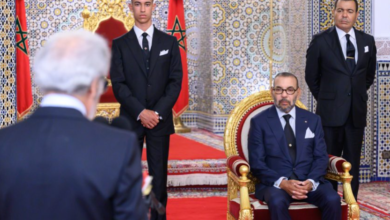 جلالة الملك محمد السادس يستقبل والي بنك المغرب 2026 3 جلالة الملك محمد السادس يستقبل عبد اللطيف الجواهري والي بنك المغرب بتطوان
