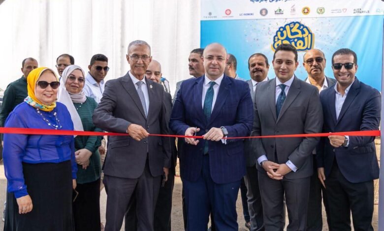 100 ألف قطعة ملابس و1.5 طن لحوم.. "صندوق تحيا مصر" يدعم الأسر الأولى بالرعاية بالفيوم 1