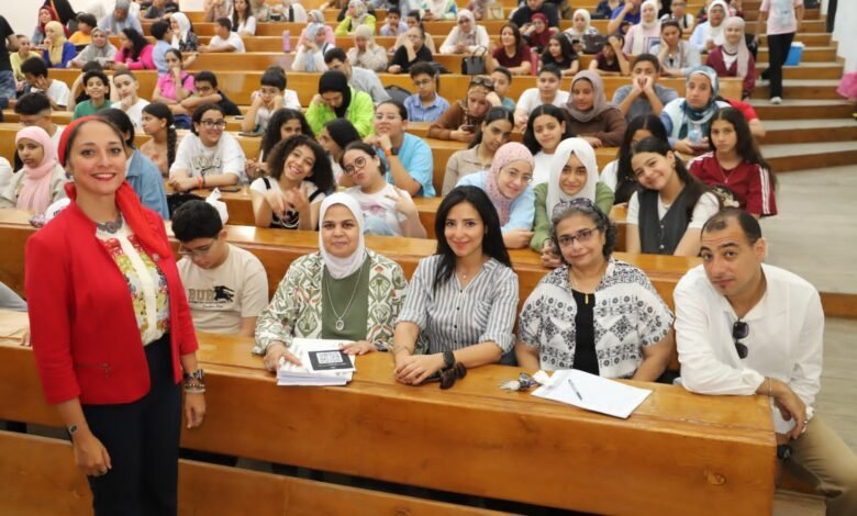 100 طفل يقتحمون عالم الذكاء الاصطناعي والبرمجة.. انطلاق المرحلة التخصصية الثانية لبرنامج جامعة الطفل بجامعة عين شمس 1