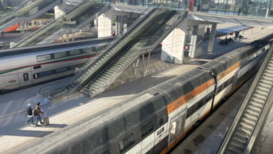 ورش إنجاز 9 محطات RER