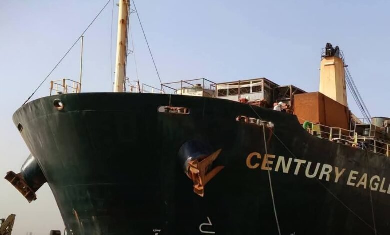 عاجل.. ميناء السخنة تستقبل السفينة CENTURY EAGLE، في أول عملية تداول تجاري بمحطة شركة ترانس كارجو (TCI) 1