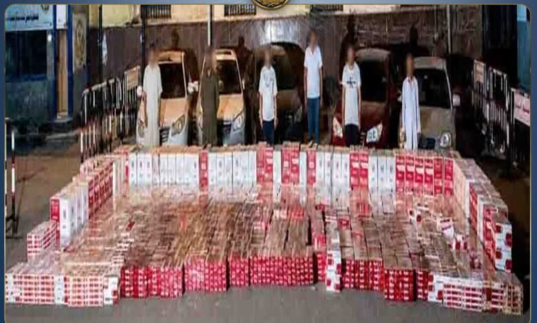 ضربة أمنية قوية بالإسكندرية.. سقوط عصابة احتكرت 100 ألف علبة سجائر مهربة 1