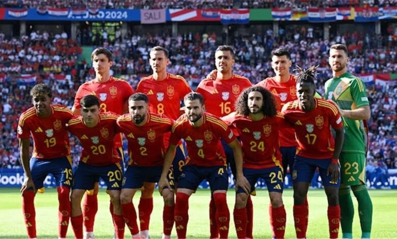 تشكيل منتخب إسبانيا أمام البرتغال.. أويارازبال ولامين يامال يقودان الهجوم 1