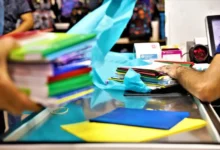 انتشار اللوازم المدرسية بأسواق الدار البيضاء قبل الدخول المدرسي