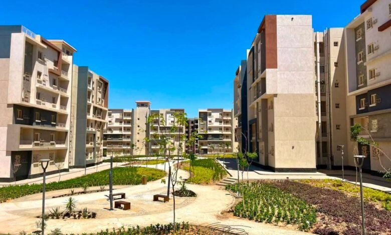 الإسكان تسرّع تنفيذ أكبر مشروعات الصرف والإسكان والطرق تمهيداً لتسليم آلاف الوحدات 1