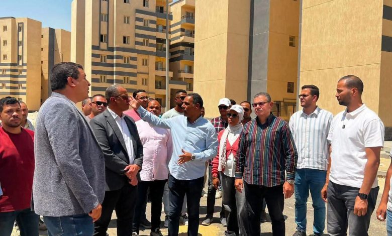 وزيرة الإسكان تتابع معدلات تنفيذ المشروعات السكنية والخدمية ببورسعيد و15 مايو والعبور 1
