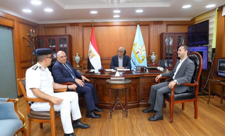 محافظ كفرالشيخ يعلن خطة شاملة لإعادة الانضباط المروري وتحقيق السيولة بالشوارع 1