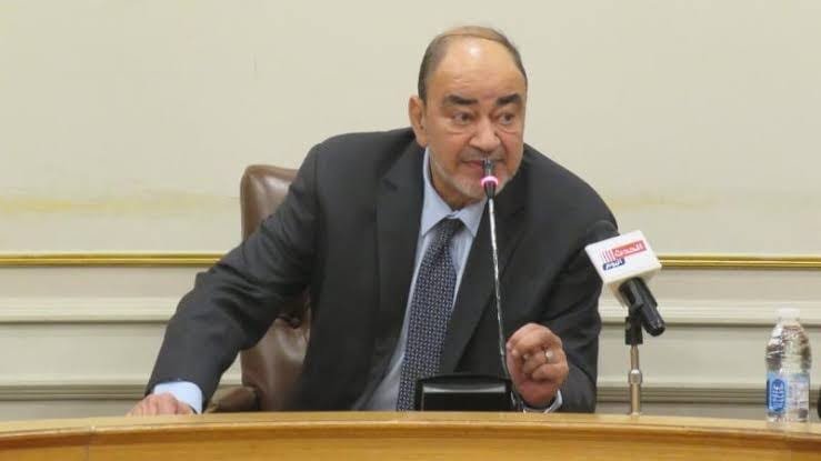 غرفة القاهرة التجارية..الشعبة العامة للمستلزمات الطبية تناقش بعد غدا تعميق الإنتاج المحلي ومضاعفة الصادرات 1