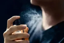 حقيقة رش العطر على الرقبة وعلاقته بالسرطان والعقم