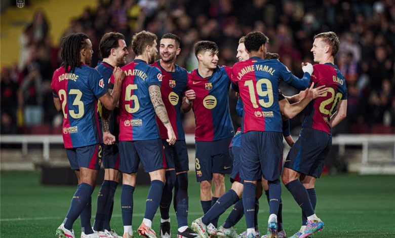 لامين يامال ورافينيا وحمزة عبدالكريم ثلاثي هجوم برشلونة أمام الأهلي 1