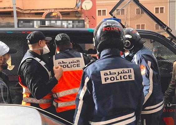 صورة تعبيرية توضح إيقاف هولندي مطلوب للأنتربول بتهمة ترويج المخدرات
