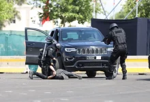 توقيف شرطي