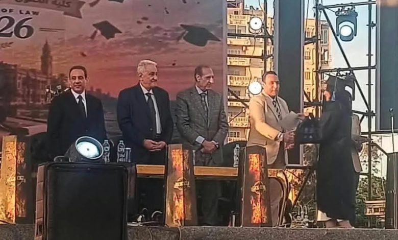 بعد «احتفالية أنطونيادس».. إحالة محاميين للتحقيق بنقابة المحامين بسبب «يمين غير قانونية» وتحصيل أموال من الخريجين 1