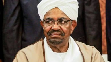 عمر البشير